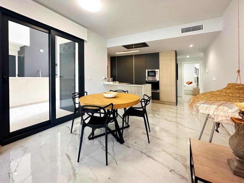 2 slaapkamer Appartement Te koop