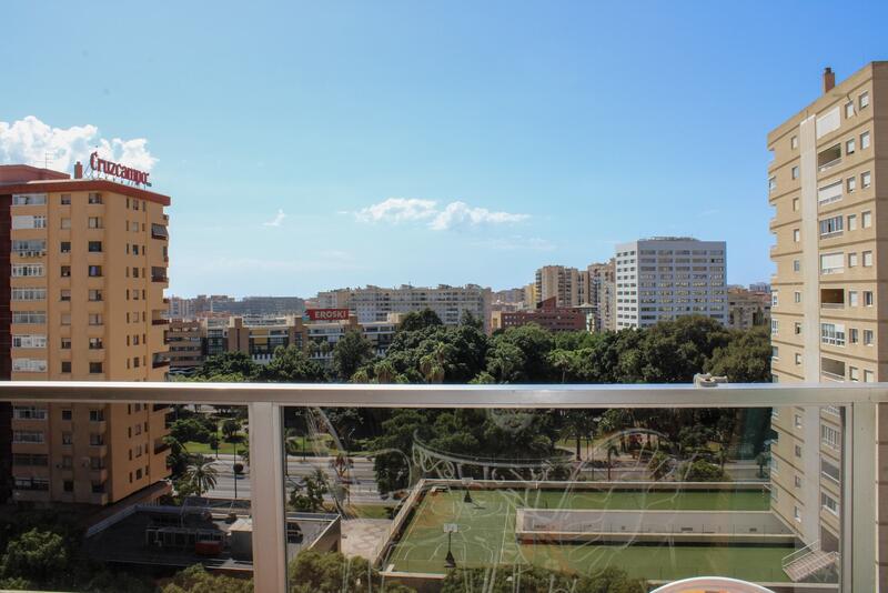 4 спальная комната квартира продается