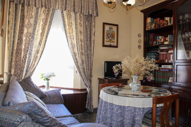 4 спальная комната квартира продается