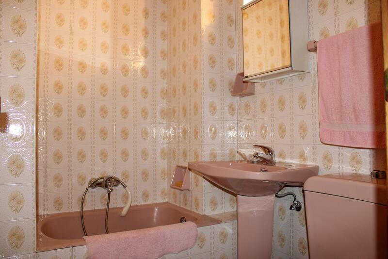 4 спальная комната квартира продается