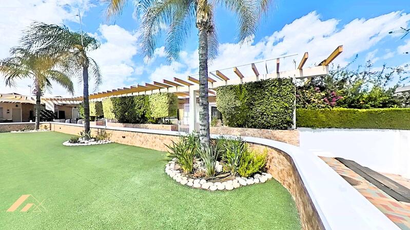 2 Schlafzimmer Stadthaus zu verkaufen