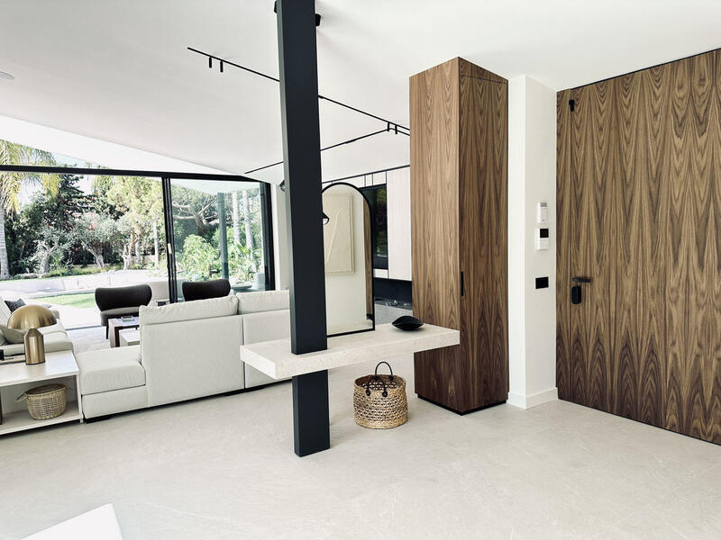 5 bedroom Villa for sale