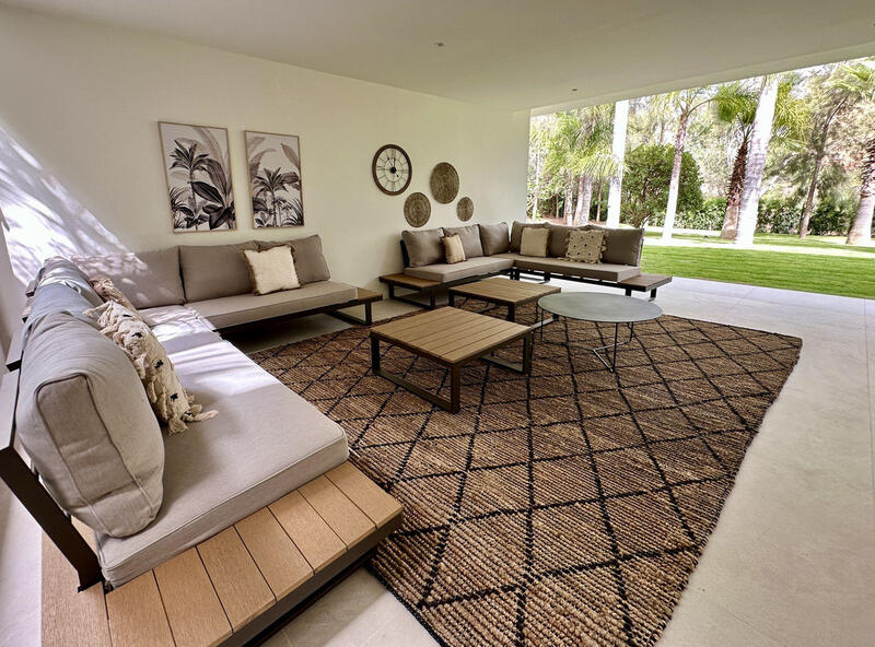 5 bedroom Villa for sale