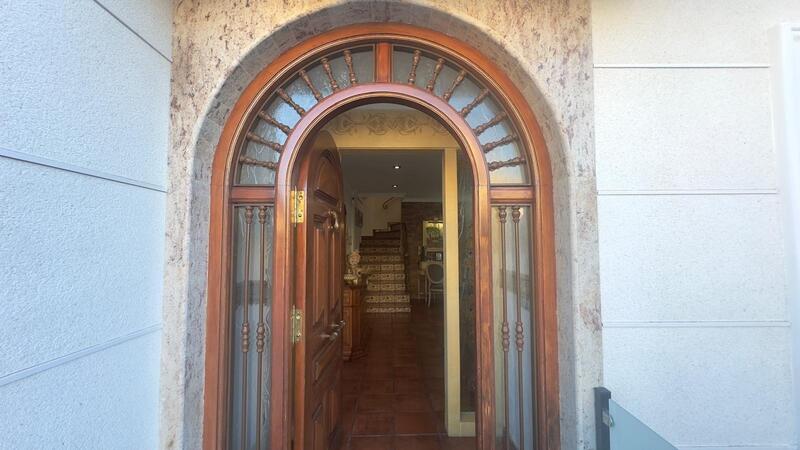 4 Cuarto Adosado en venta