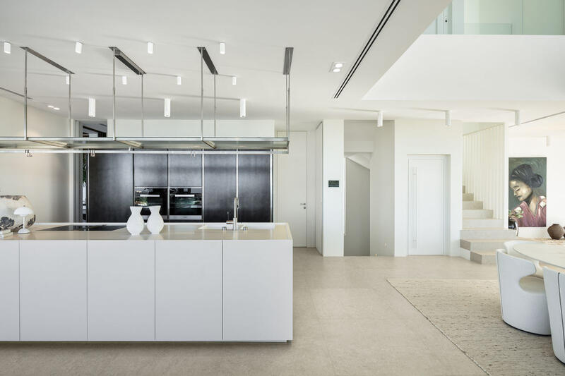 6 спальная комната вилла продается