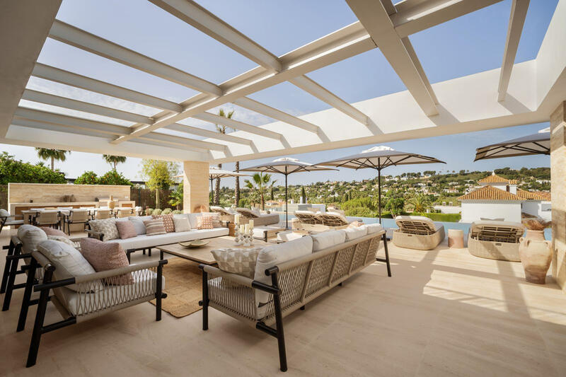 6 bedroom Villa for sale