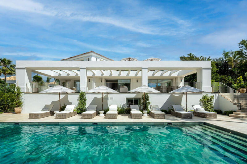 Villa til salgs i Golden Mile, Málaga