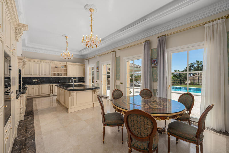 7 soverom Villa til salgs