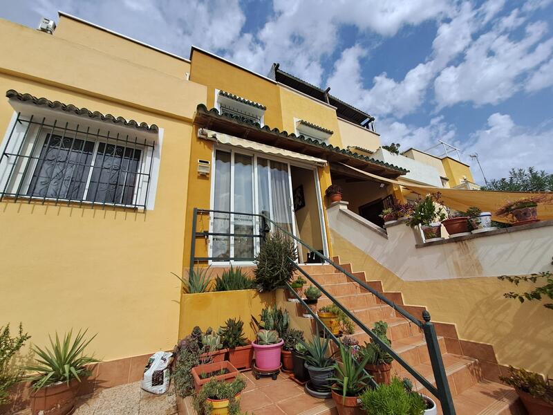 3 sovrum Radhus till salu 3 sovrum Radhus till salu