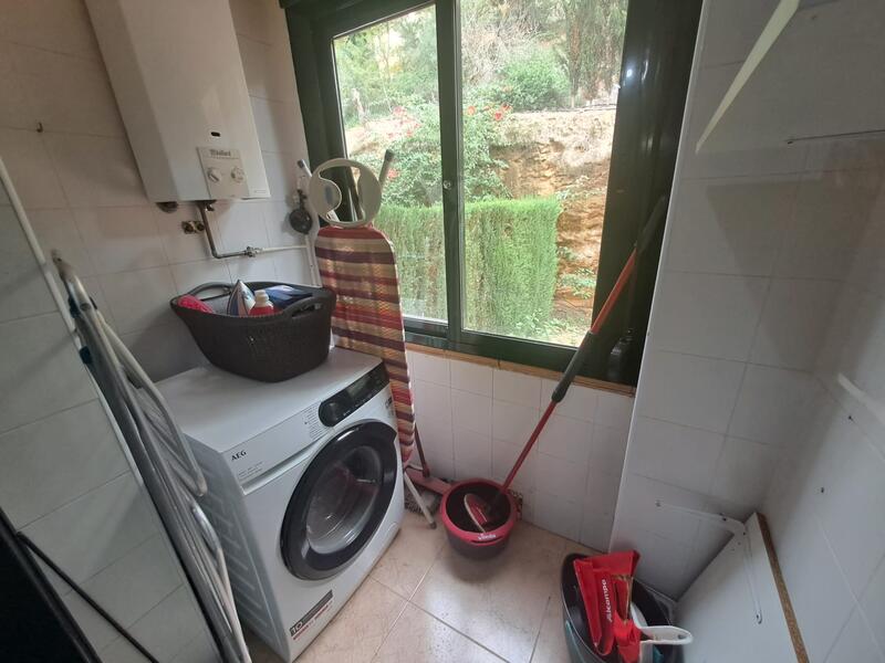 2 Cuarto Adosado en venta