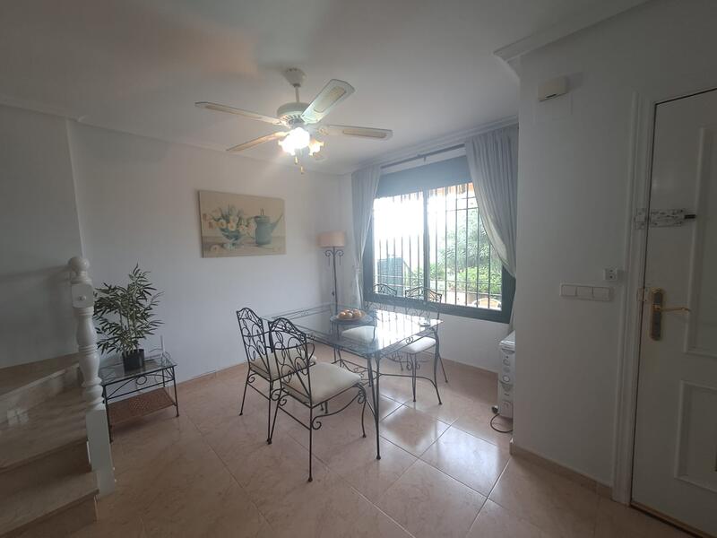 2 Cuarto Adosado en venta