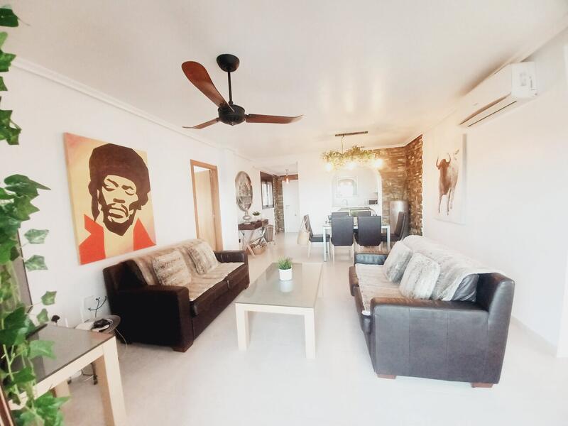 3 bedroom Apartment for sale