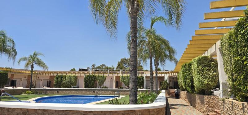 2 Cuarto Adosado en venta