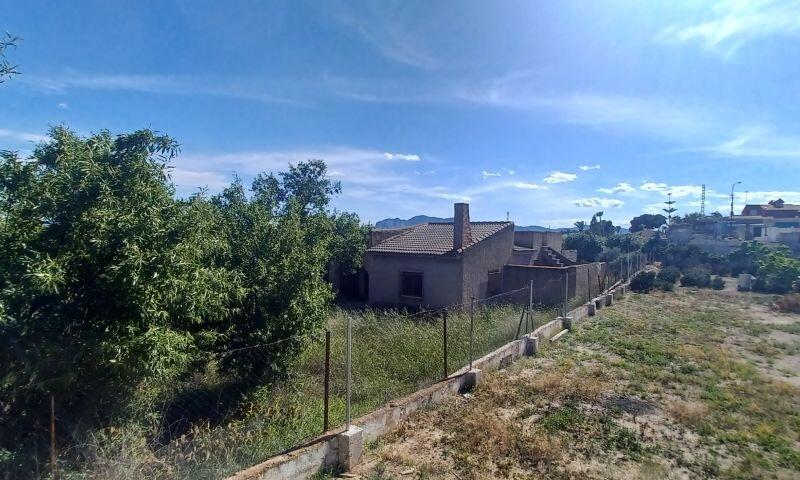 3 Schlafzimmer Landhaus zu verkaufen