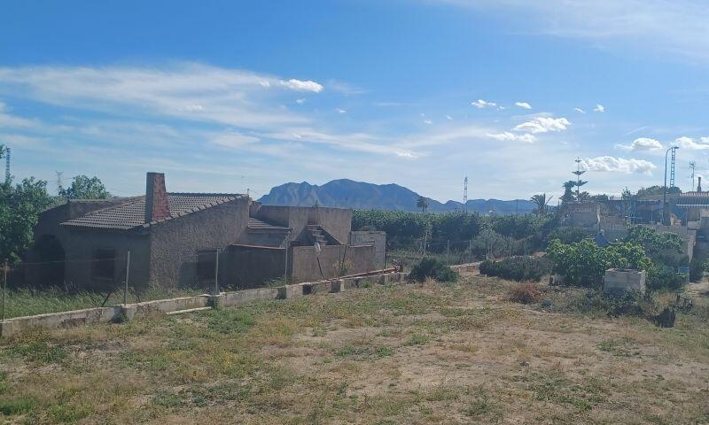 3 Schlafzimmer Landhaus zu verkaufen