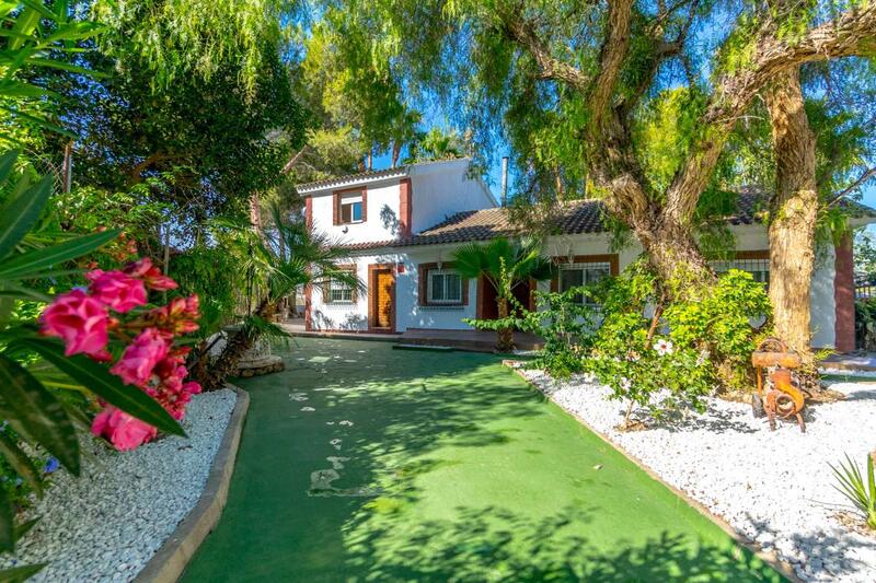 5 Schlafzimmer Villa zu verkaufen