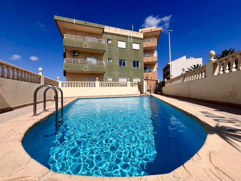 Appartement Te koop in San Miguel de Salinas, Alicante