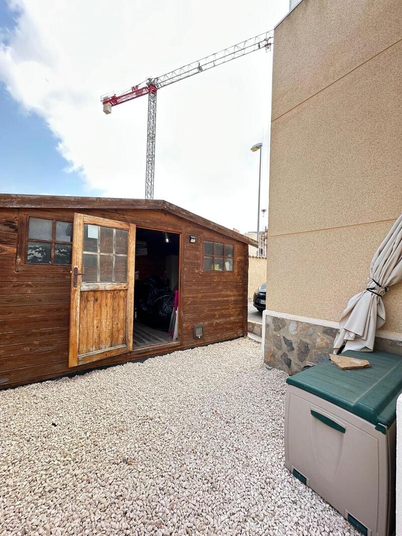 3 Schlafzimmer Villa zu verkaufen 3 Schlafzimmer Villa zu verkaufen