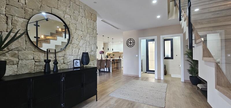 3 спальная комната вилла продается