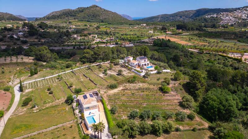 4 Cuarto Villa en venta