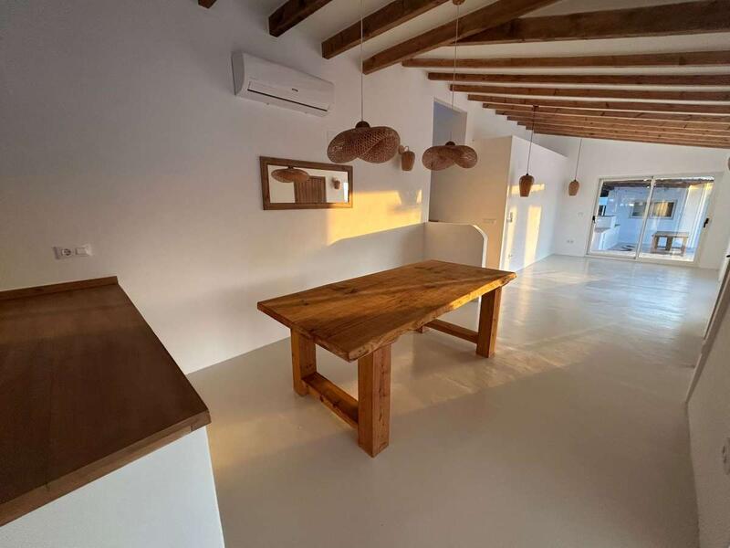 5 спальная комната вилла продается