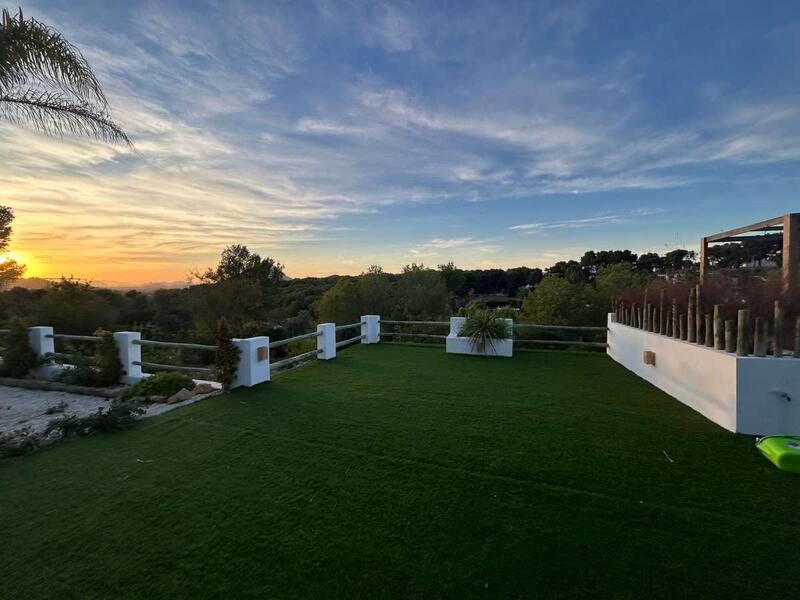 5 спальная комната вилла продается