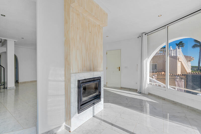 4 sovrum Villa till salu