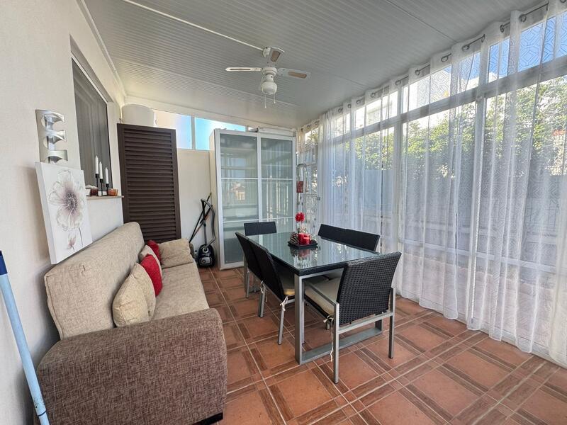 2 sovrum Radhus till salu