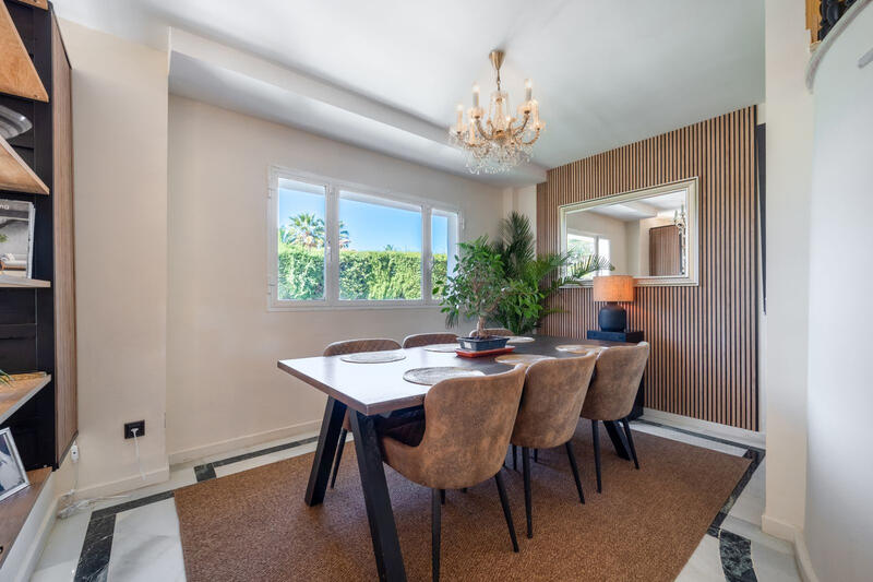 6 soverom Villa til salgs