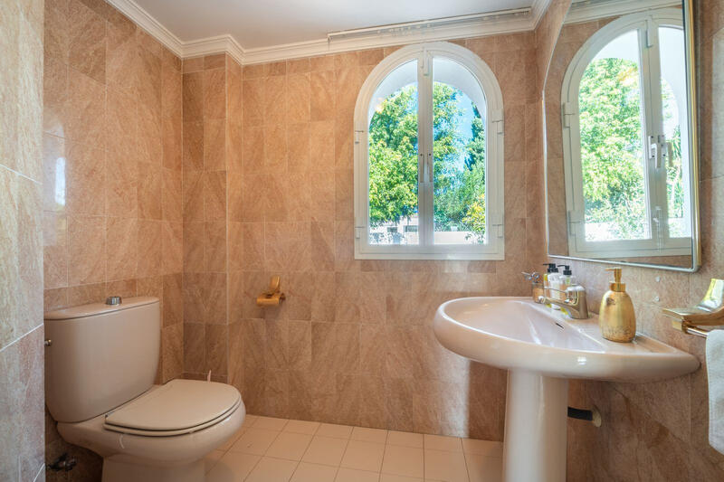 6 soverom Villa til salgs