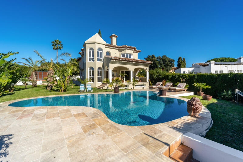 6 soverom Villa til salgs