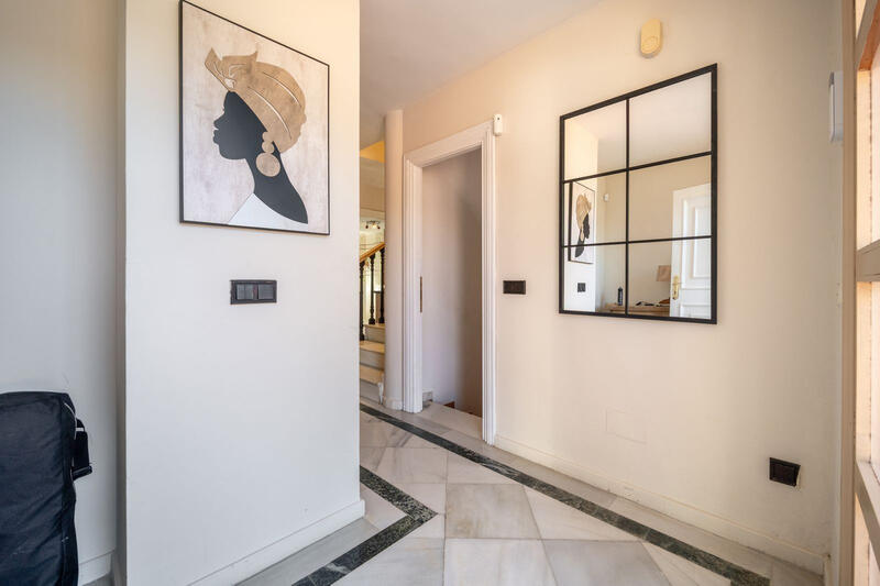 6 soverom Villa til salgs