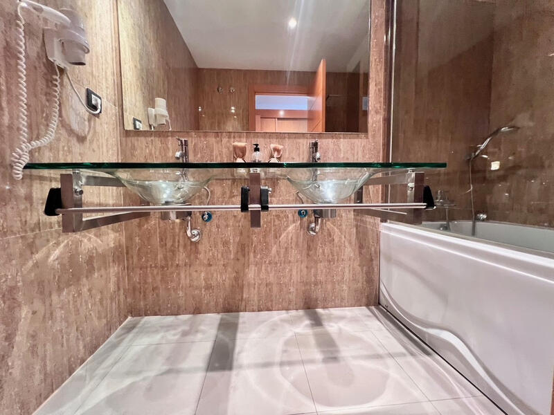 2 bedroom Apartment for sale 2 bedroom Apartment for sale