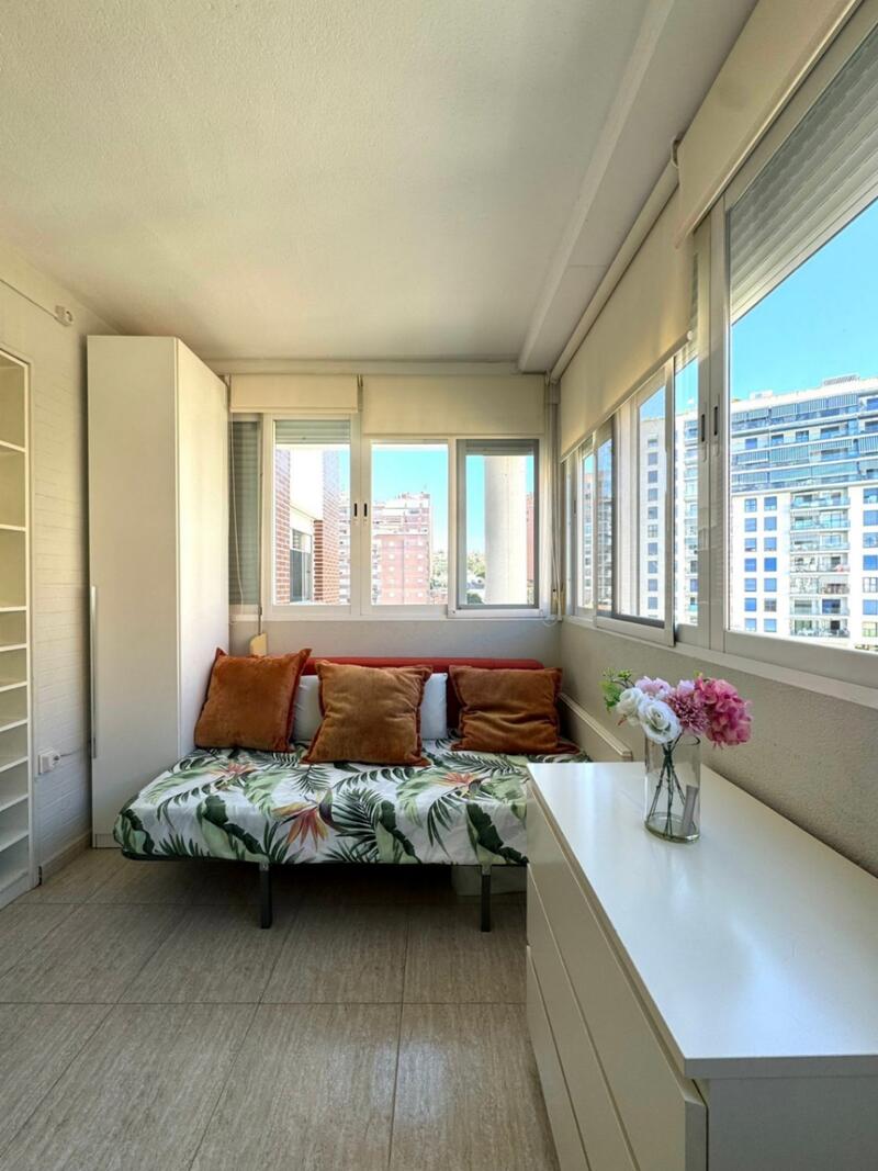 1 спальная комната квартира продается