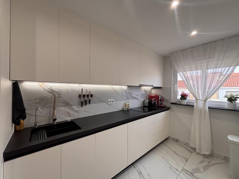 2 спальная комната квартира продается