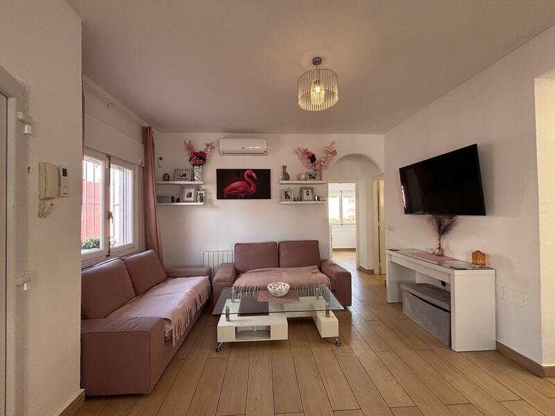 5 спальная комната вилла продается