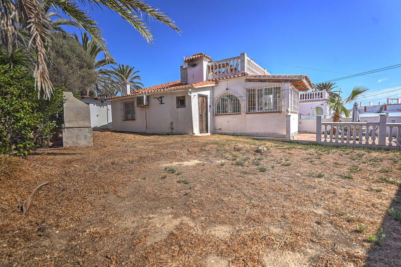 Villa for sale in El Faro, Málaga