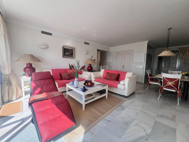 2 slaapkamer Appartement Te koop 2 slaapkamer Appartement Te koop