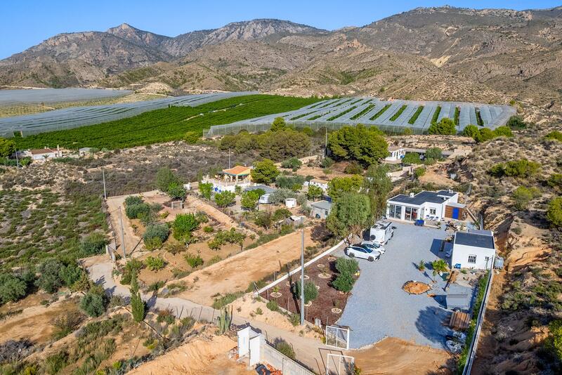 3 Schlafzimmer Landhaus zu verkaufen