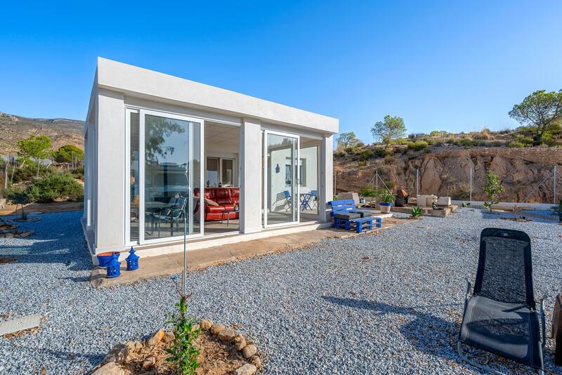 3 Schlafzimmer Landhaus zu verkaufen