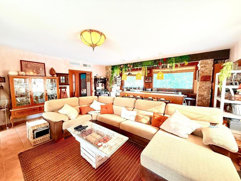 3 bedroom Villa for sale