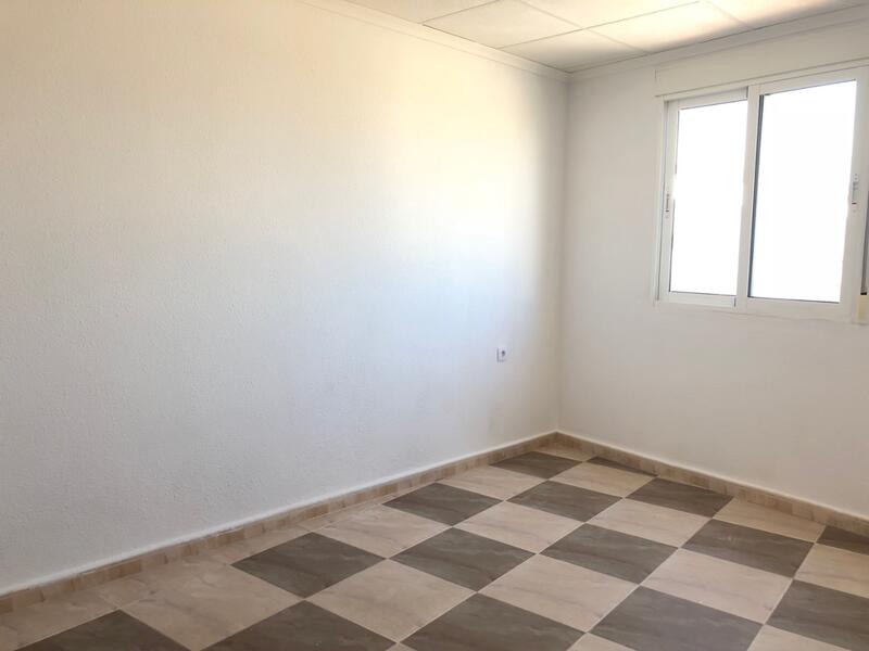 3 Cuarto Local Comercial en venta