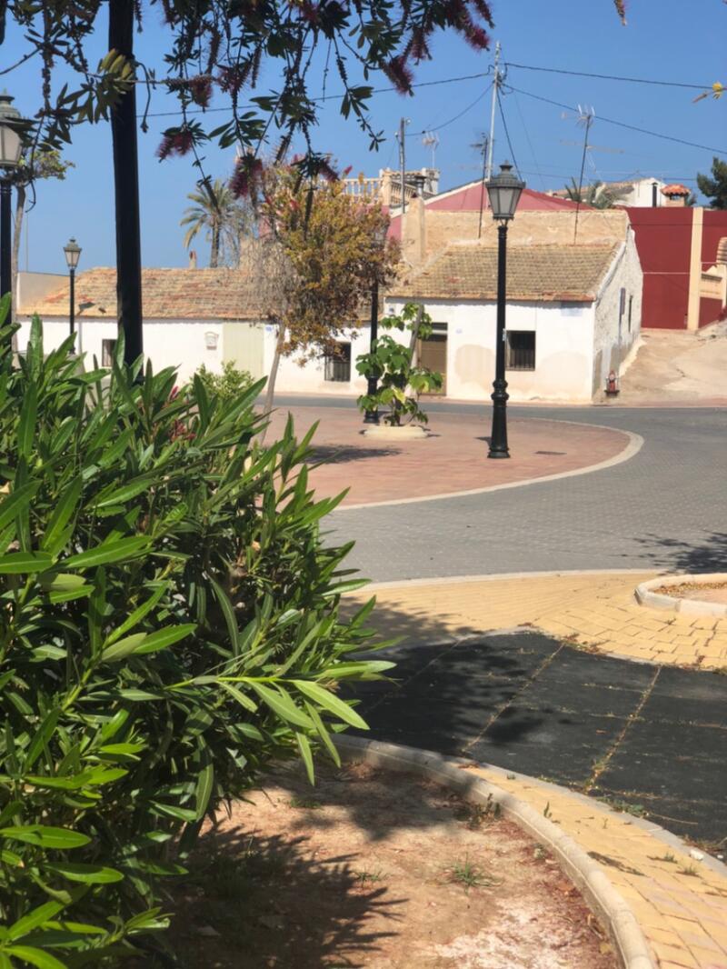 3 Cuarto Local Comercial en venta