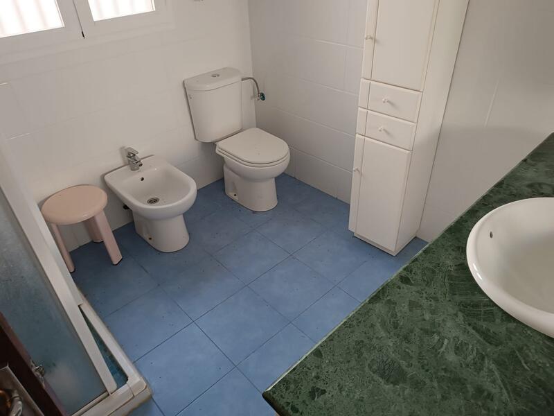 5 Schlafzimmer Villa zu verkaufen 5 Schlafzimmer Villa zu verkaufen