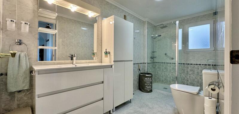 2 bedroom Apartment for sale 2 bedroom Apartment for sale