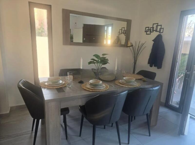 5 Schlafzimmer Villa zu verkaufen 5 Schlafzimmer Villa zu verkaufen