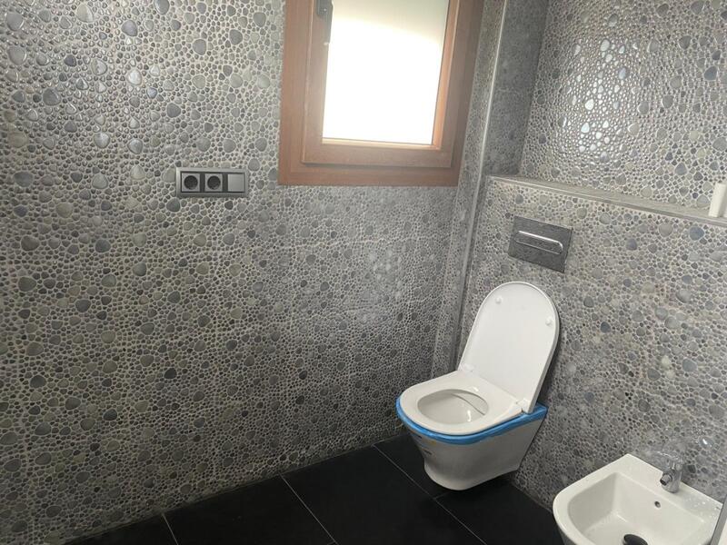 5 bedroom Villa for sale