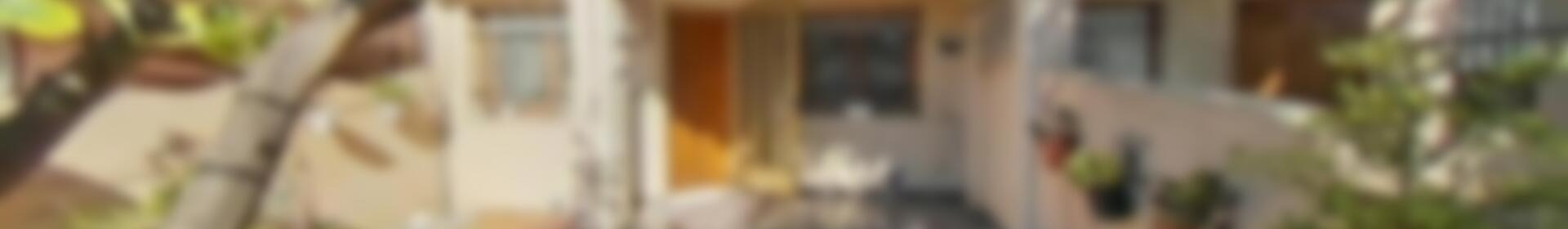 2 bedroom Townhouse for sale