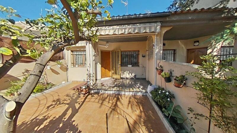 2 bedroom Townhouse for sale 2 bedroom Townhouse for sale