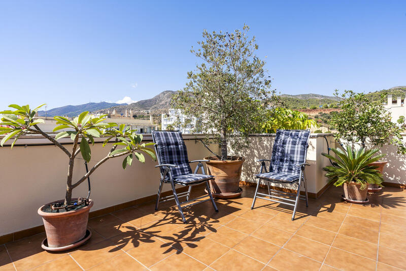 4 bedroom Apartment for sale 4 bedroom Apartment for sale